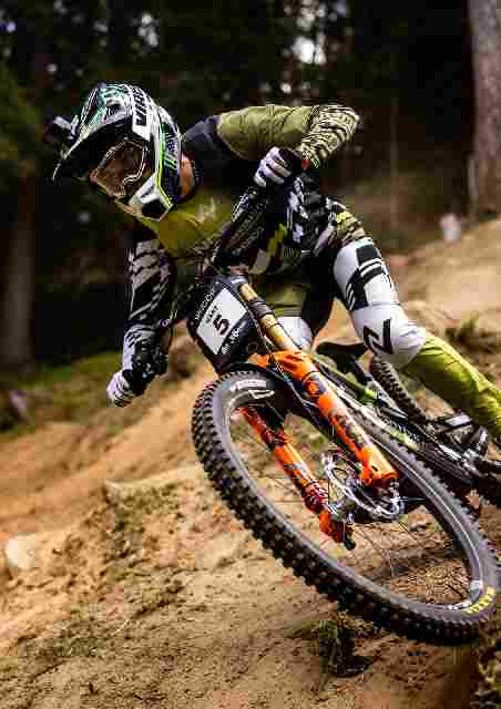 Danny Hart - Won't Sit Down